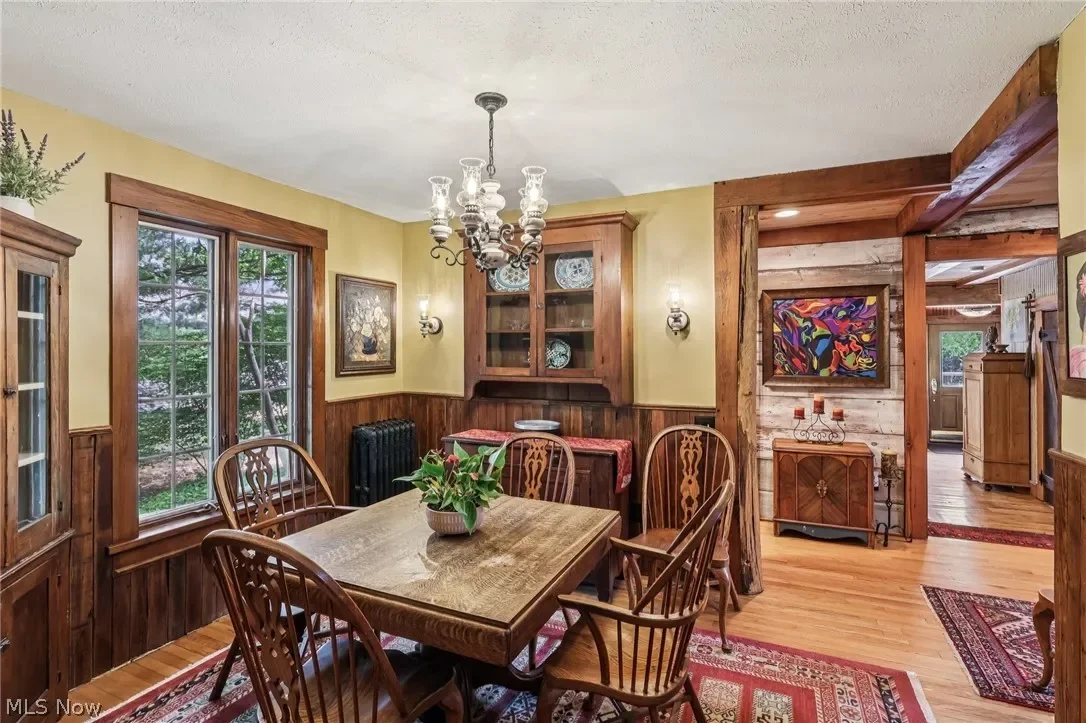 1903 Historic house Avon Ohio - 13 - dining room.webp