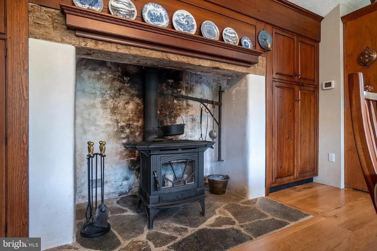 833 Stone Farmhouse West Chester Pennsylvania - 8 - furnace.webp