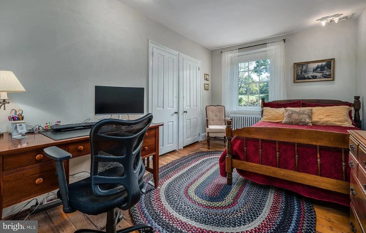833 Stone Farmhouse West Chester Pennsylvania - 24 - bedroom.webp