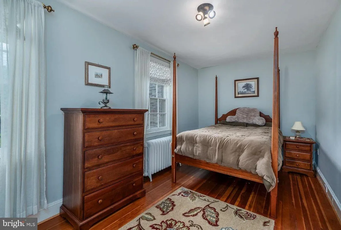 833 Stone Farmhouse West Chester Pennsylvania - 26 - bedroom.webp