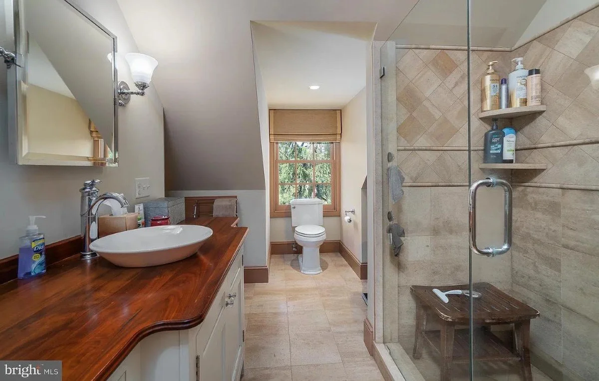 833 Stone Farmhouse West Chester Pennsylvania - 30 - bathroom.webp