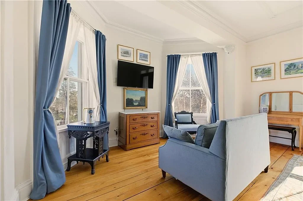 Restmere 1857 Italianate house Middletown Rhode Island - 21 - media room.webp