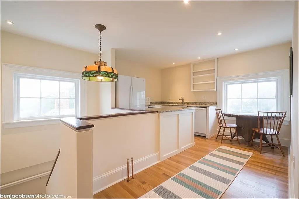 Restmere 1857 Italianate house Middletown Rhode Island - 44 - room.webp