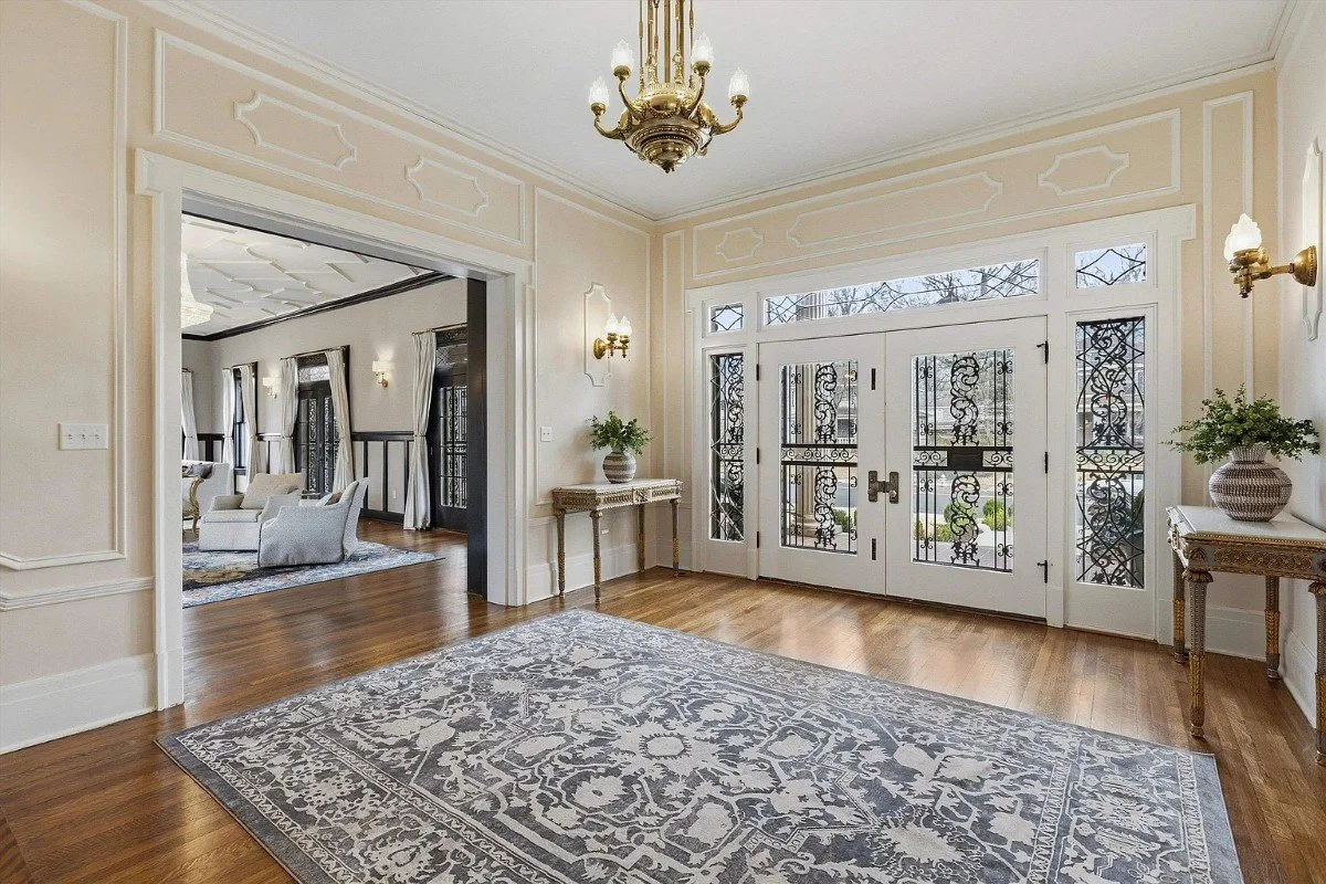 1920 Classical Revival house Memphis Tennessee - 5 - foyer.webp