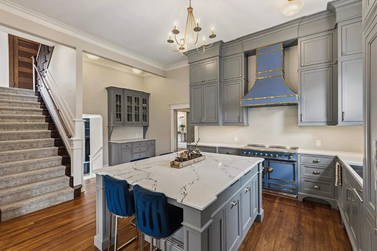 1920 Classical Revival house Memphis Tennessee - 11 - kitchen.webp