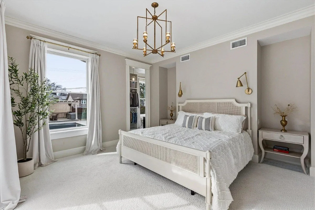 1920 Classical Revival house Memphis Tennessee - 13 - bedroom.webp