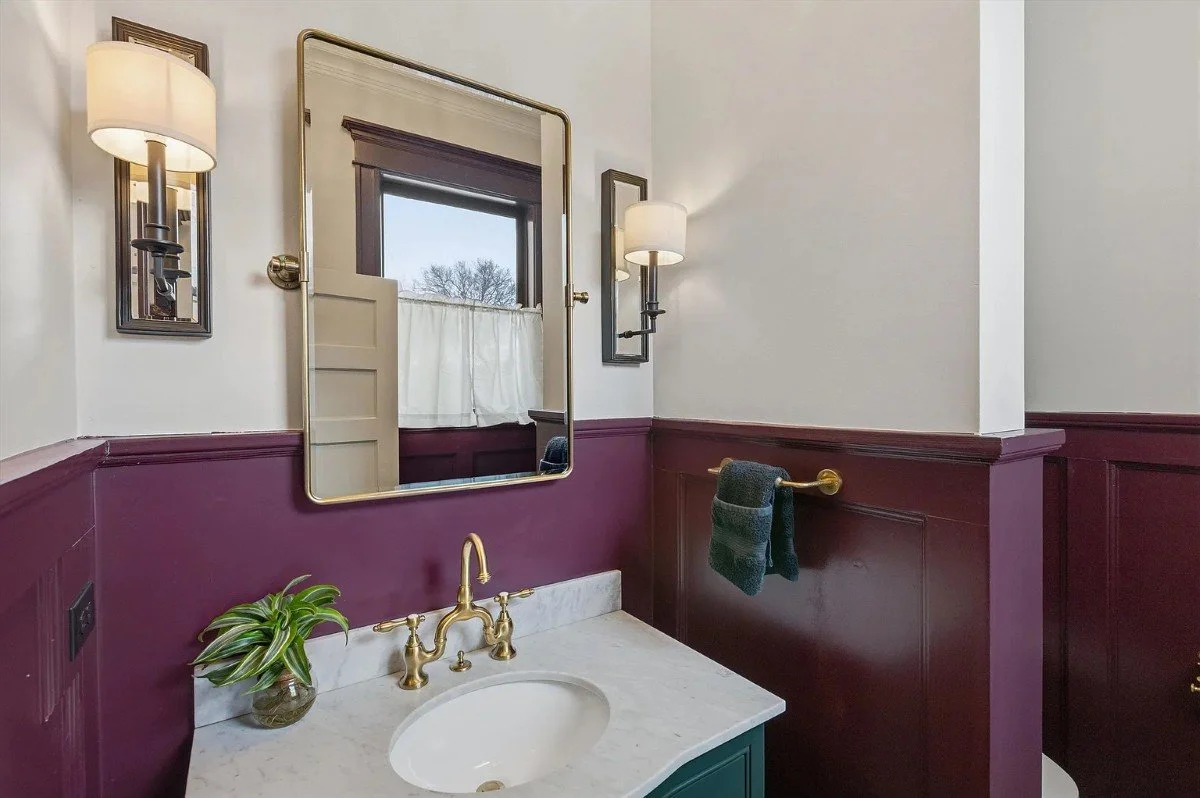 1920 Classical Revival house Memphis Tennessee - 16 - bathroom.webp