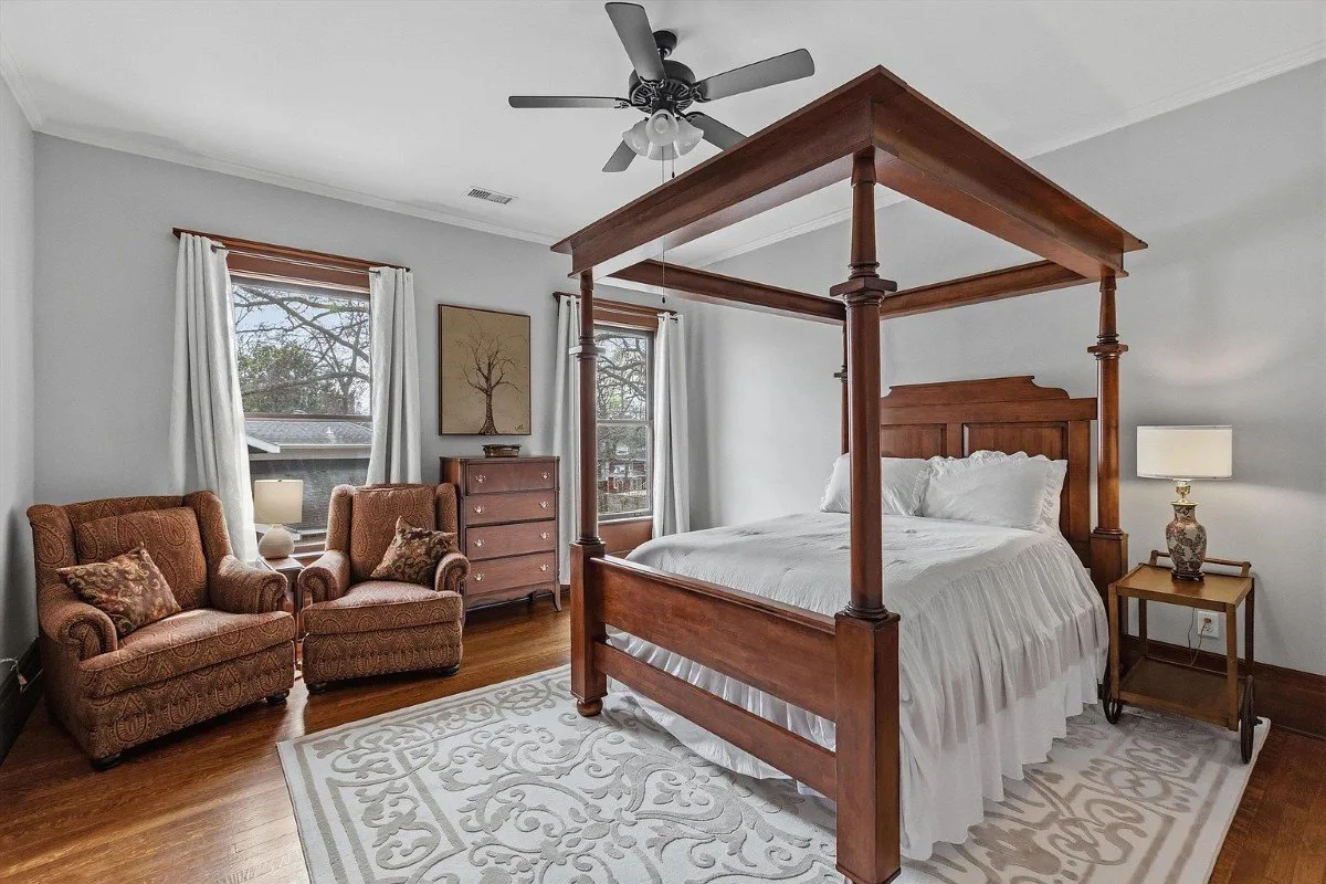 1920 Classical Revival house Memphis Tennessee - 18 - bedroom.webp