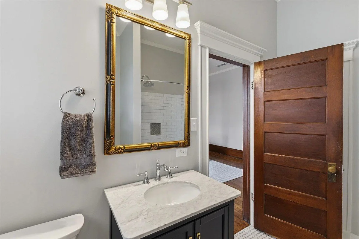 1920 Classical Revival house Memphis Tennessee - 21 - bathroom.webp