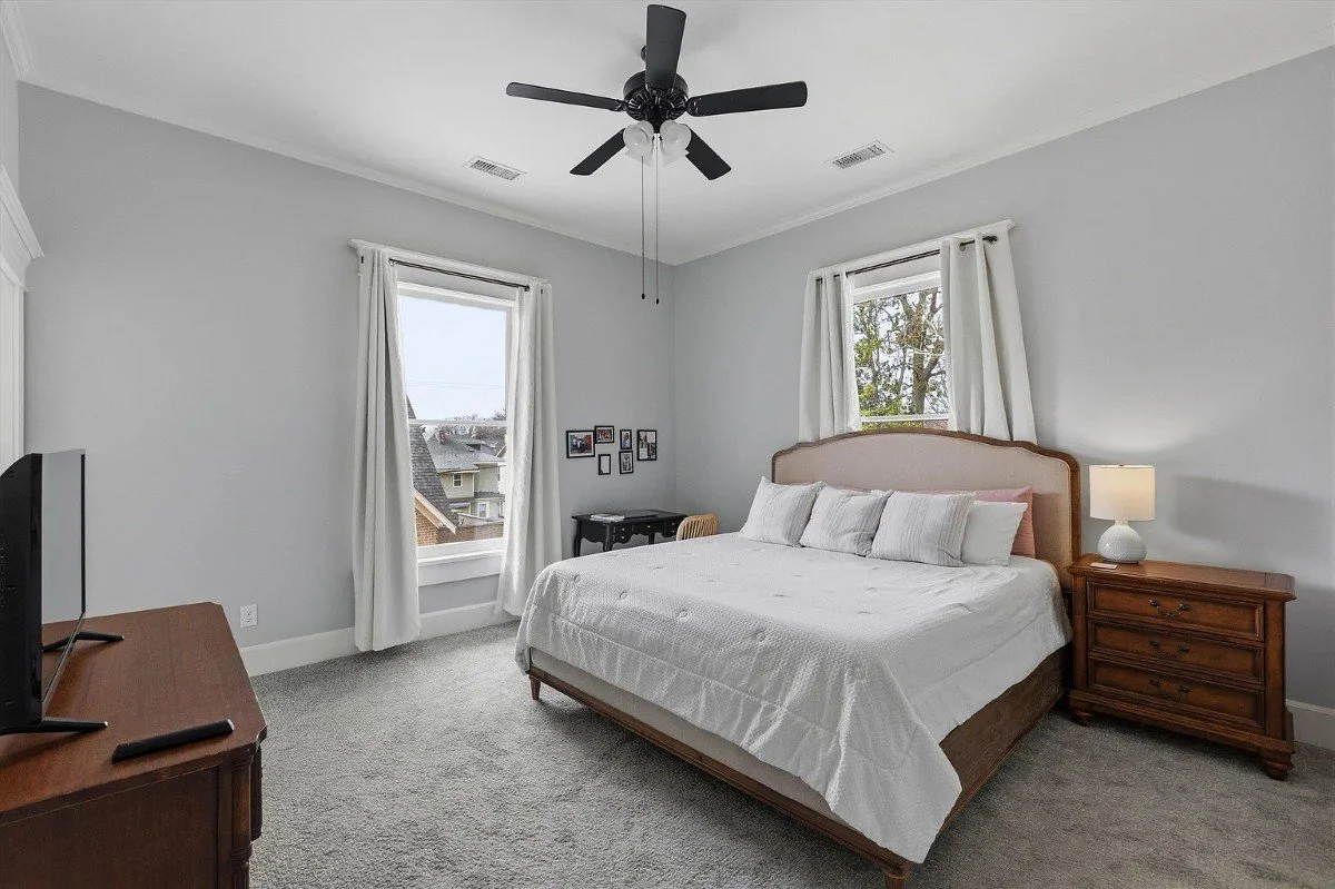 1920 Classical Revival house Memphis Tennessee - 25 - bedroom.webp