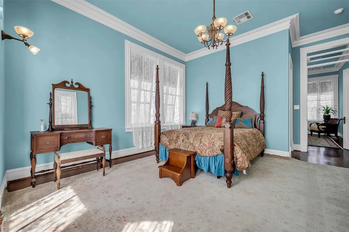 The McKinney McDonald House 1890 Victorian Galveston Texas - 27 - bedroom.webp