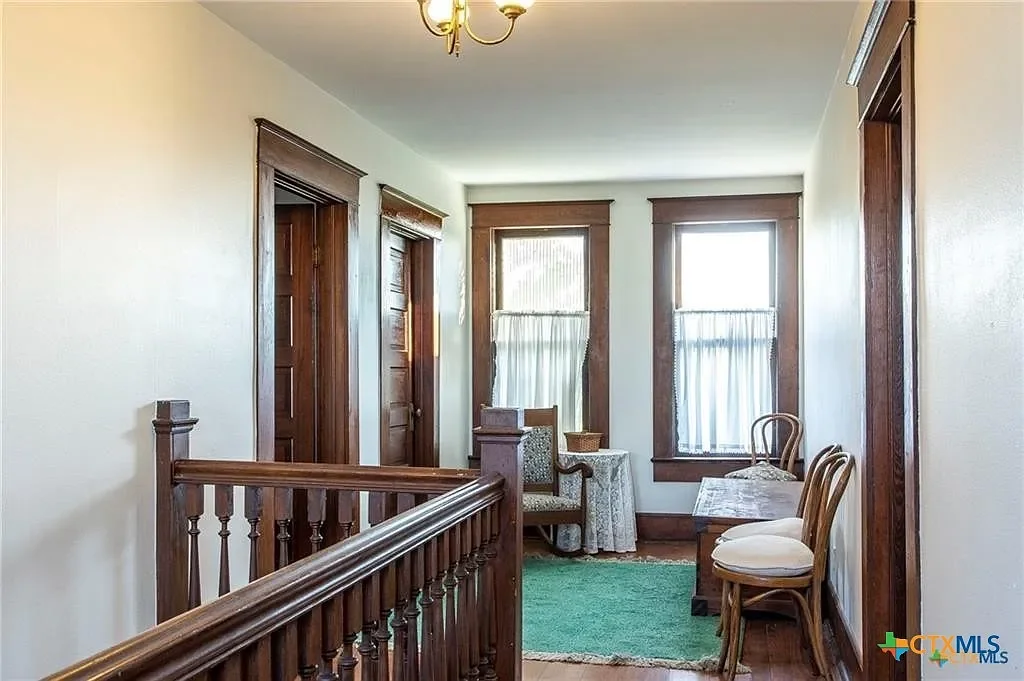1914 Farmhouse Moody Texas - 24 - second floor.webp