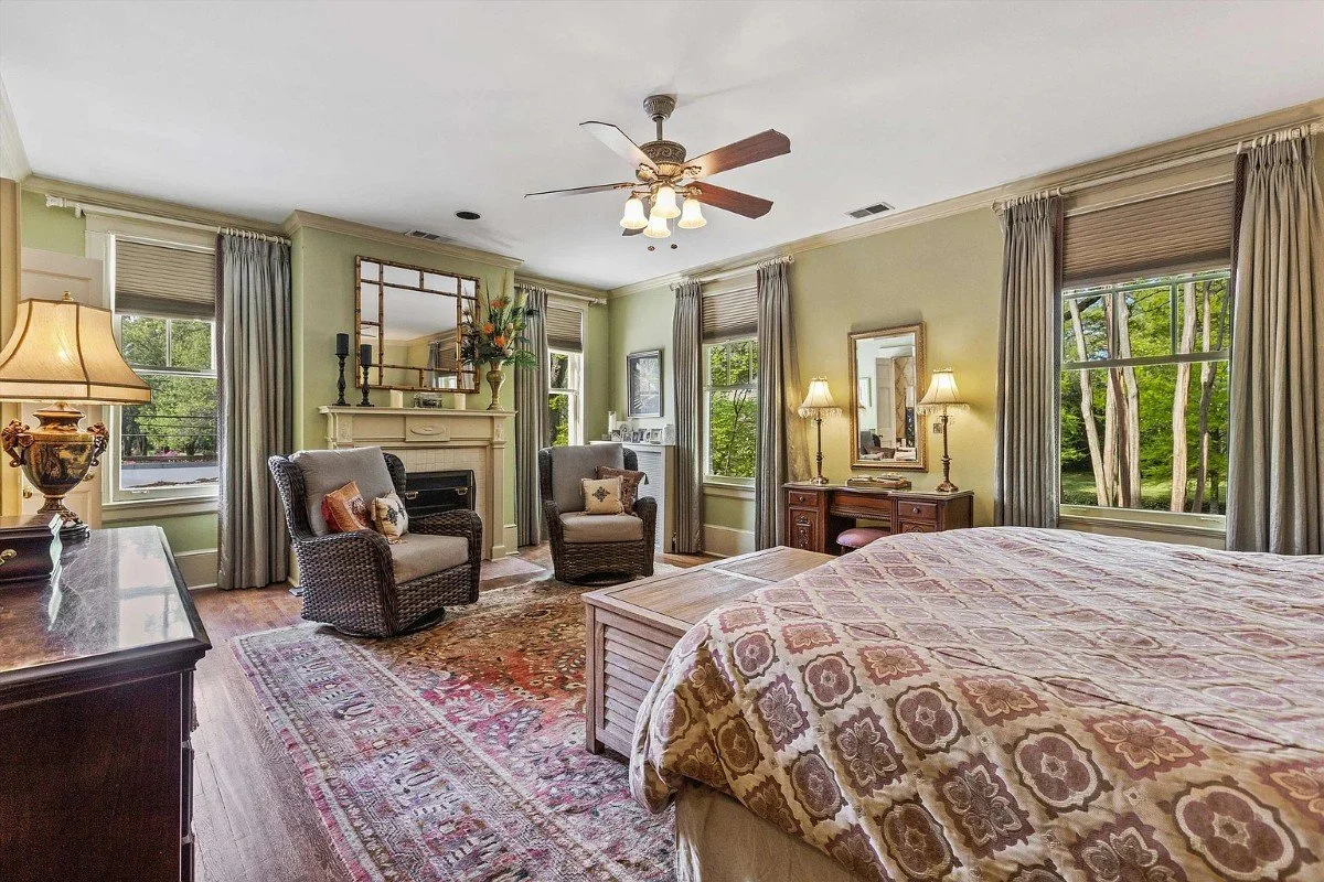 1927 Italian Renaissance Revival house Memphis Tennessee - 17 - bedroom.webp