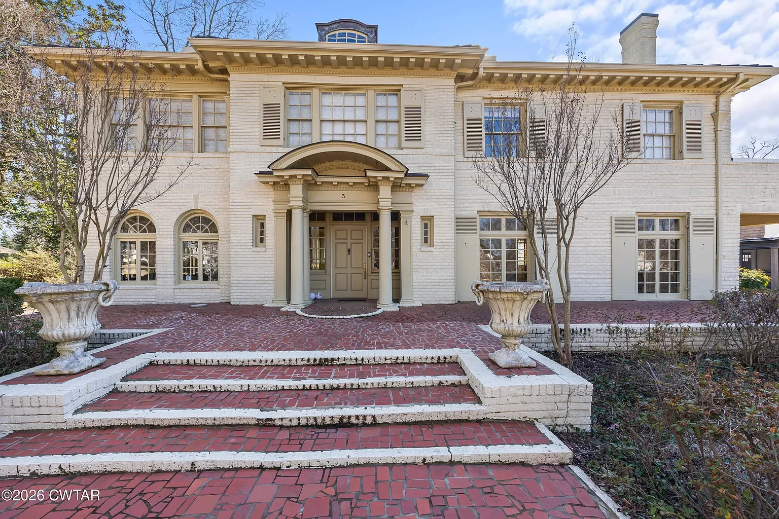 The Nucholls-Murray House, 1923 Italian Renaissance style in Jackson, Tennessee - $425k