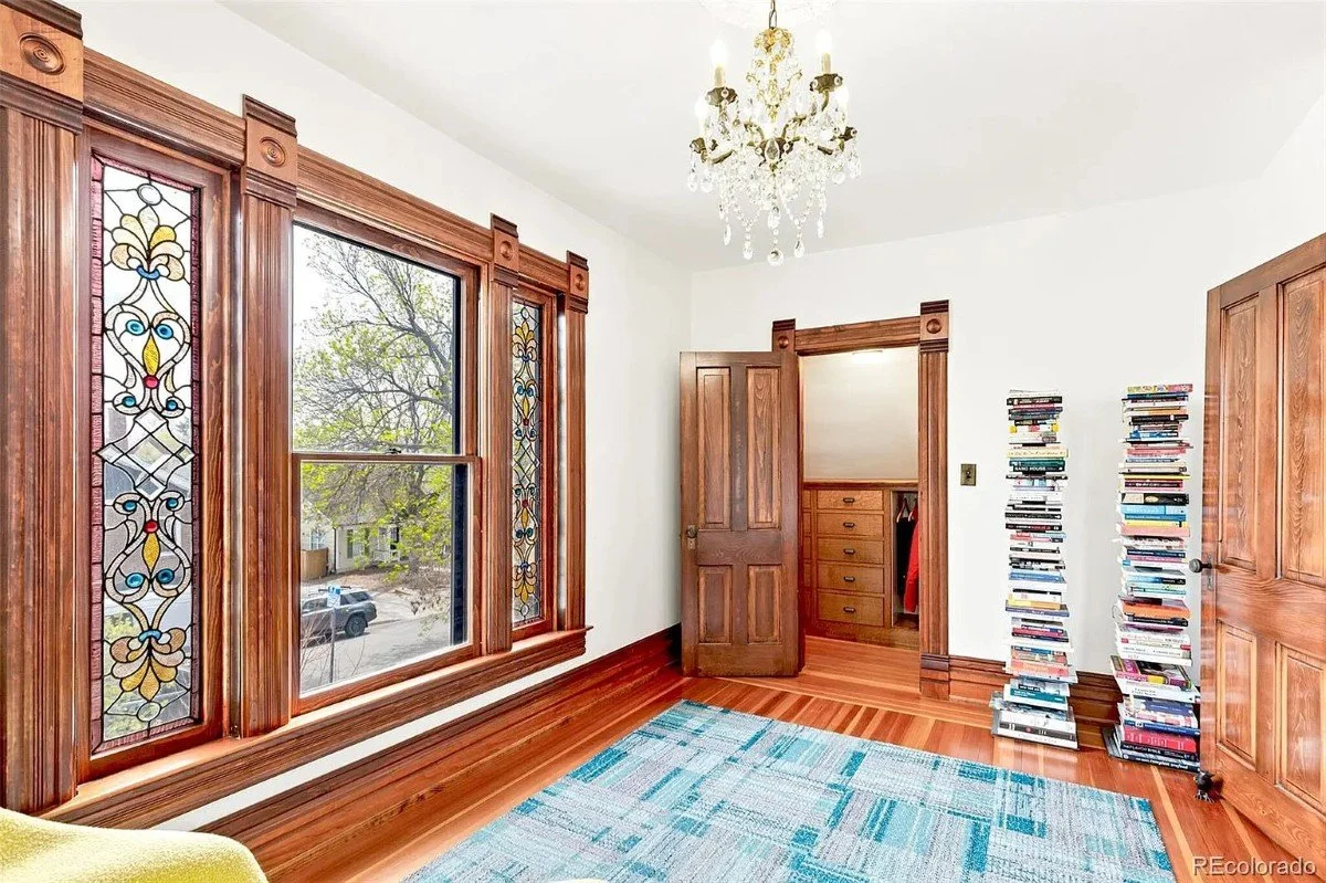 The Lobach House 1893 Victorian style Denver Colorado - 37 - relax spot.webp