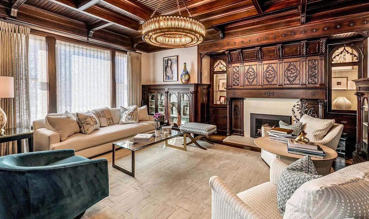 The Jackson Kemper House on the Hill 1895 Gothic Revival Milwaukee Wisconsin - 7 - foyer.webp