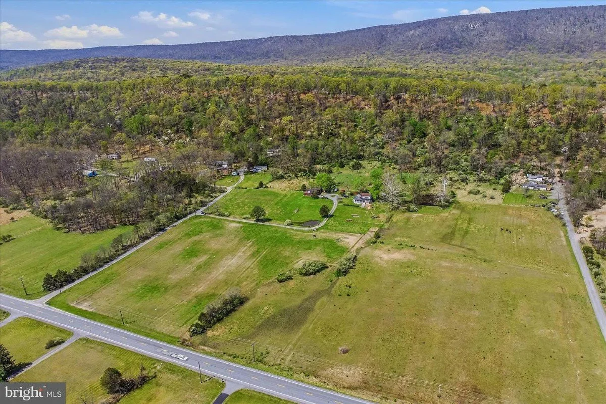 1888 Farmhouse Berkeley Springs West Virginia - 59 - aerial view.webp