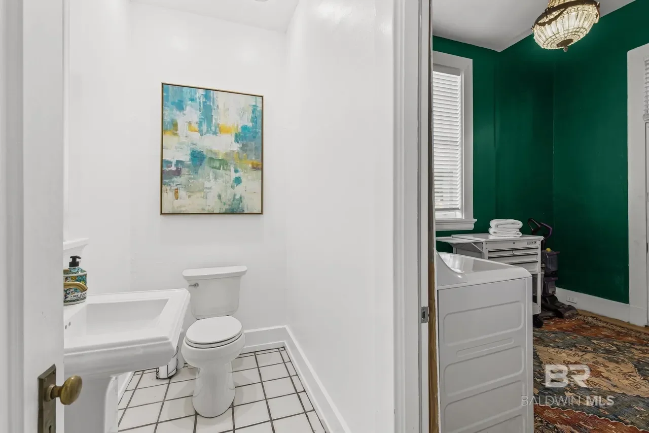 The Inge House known as The Driskell 1911 Mediterranean Revival Mobile Alabama - 22 - bathroom.webp