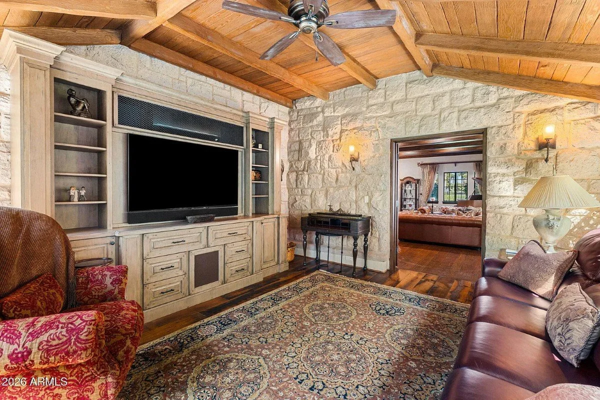 The Stone House 1934 Tudor Revival Phoenix Arizona - 14 - sunroom.webp