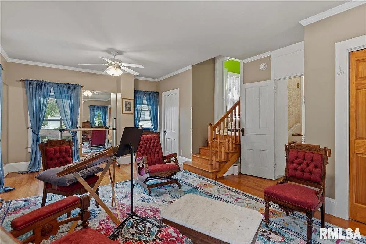 1840 Greek Revival house Jacksonville Illinois - 31 - office.webp