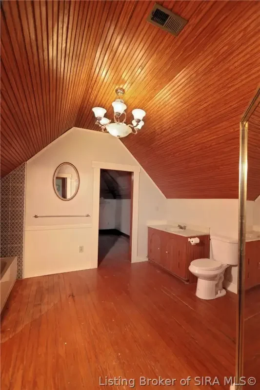 1858 Queen Anne house Campbellsburg Indiana - 53 - bathroom.webp
