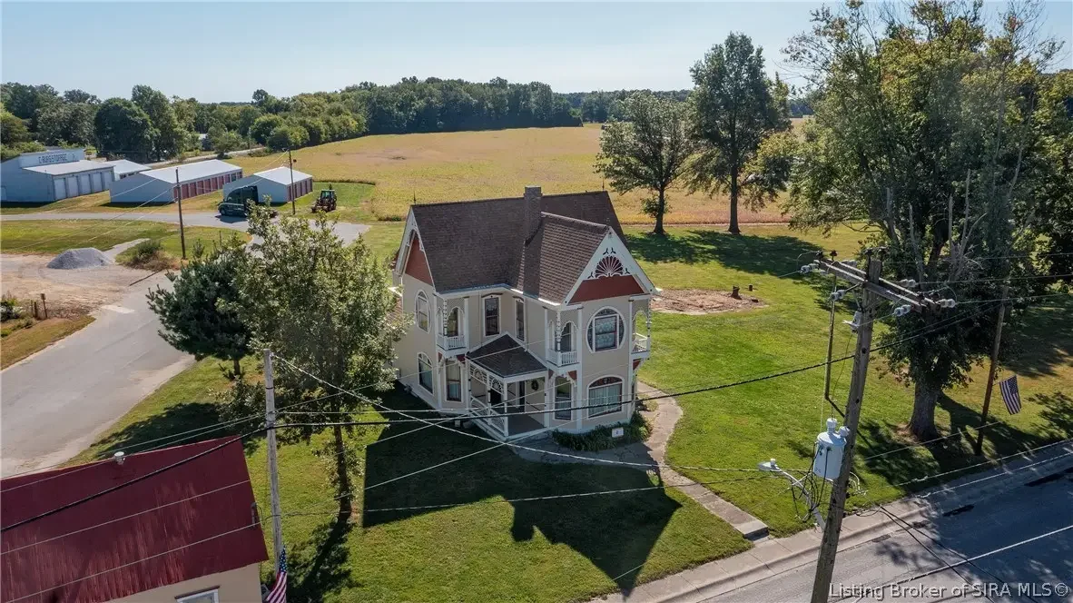 1858 Queen Anne house Campbellsburg Indiana - 67 - top view.webp