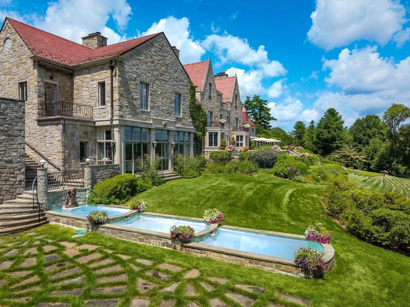 Hillandale 1900 European manor in Stamford Connecticut (27).jpg
