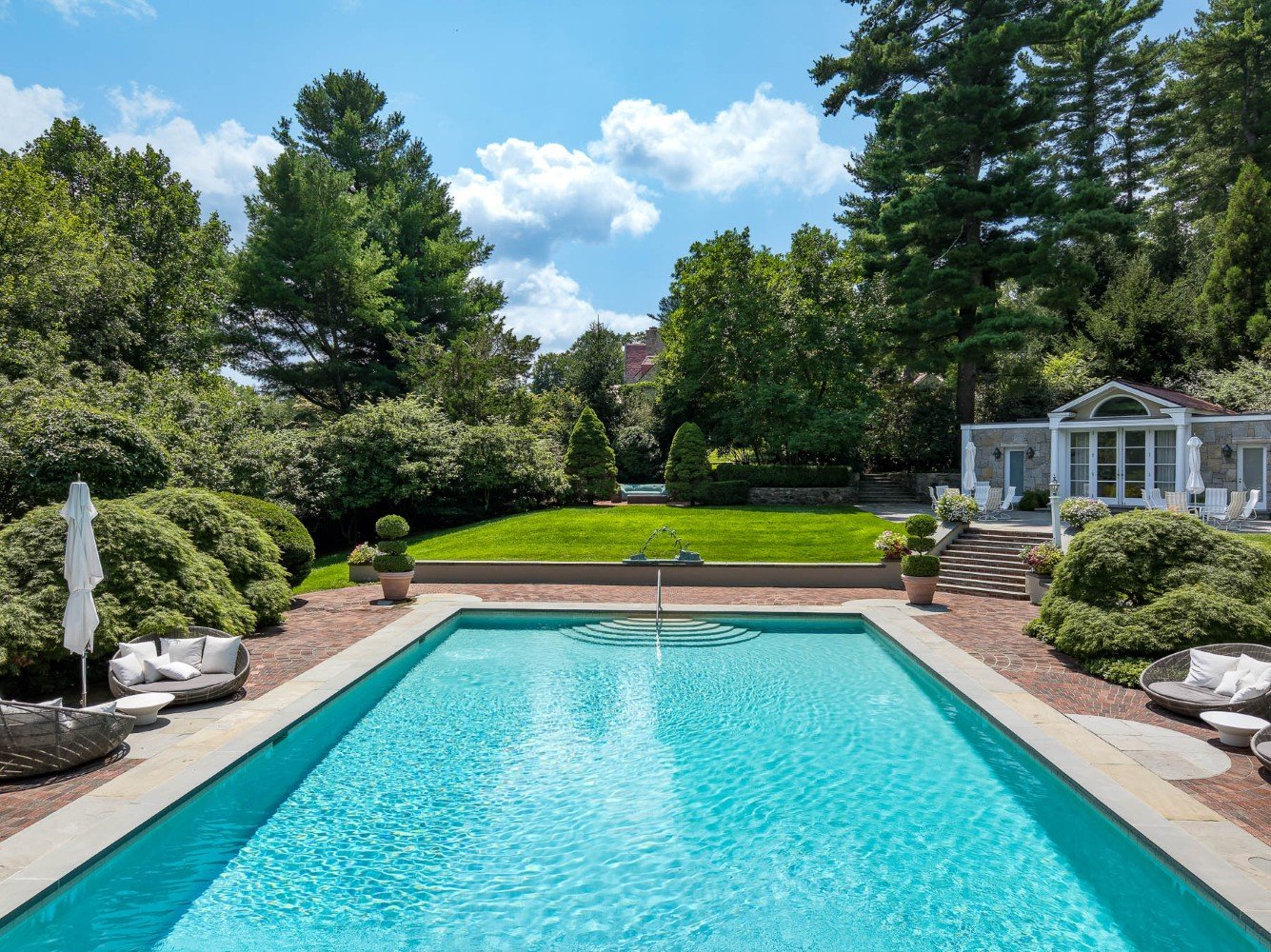 Hillandale 1900 European manor in Stamford Connecticut (30).jpg