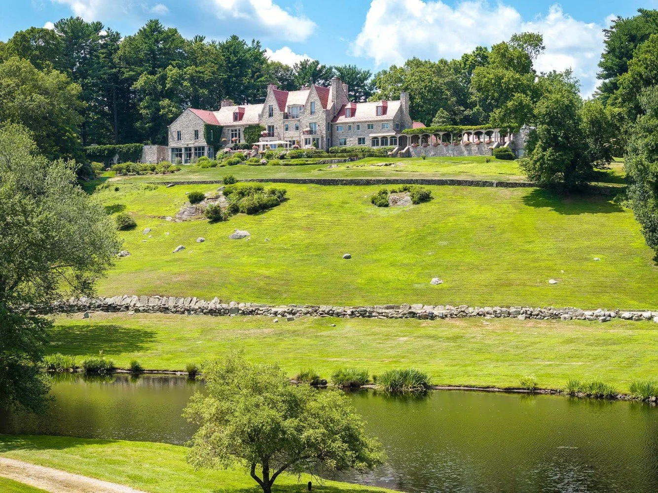 Hillandale 1900 European manor in Stamford Connecticut (46).jpg