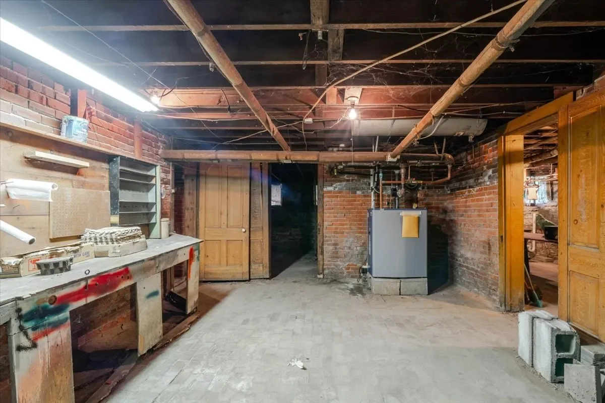1899 Victorian house Chenoa Illinois - 35 - basement.webp