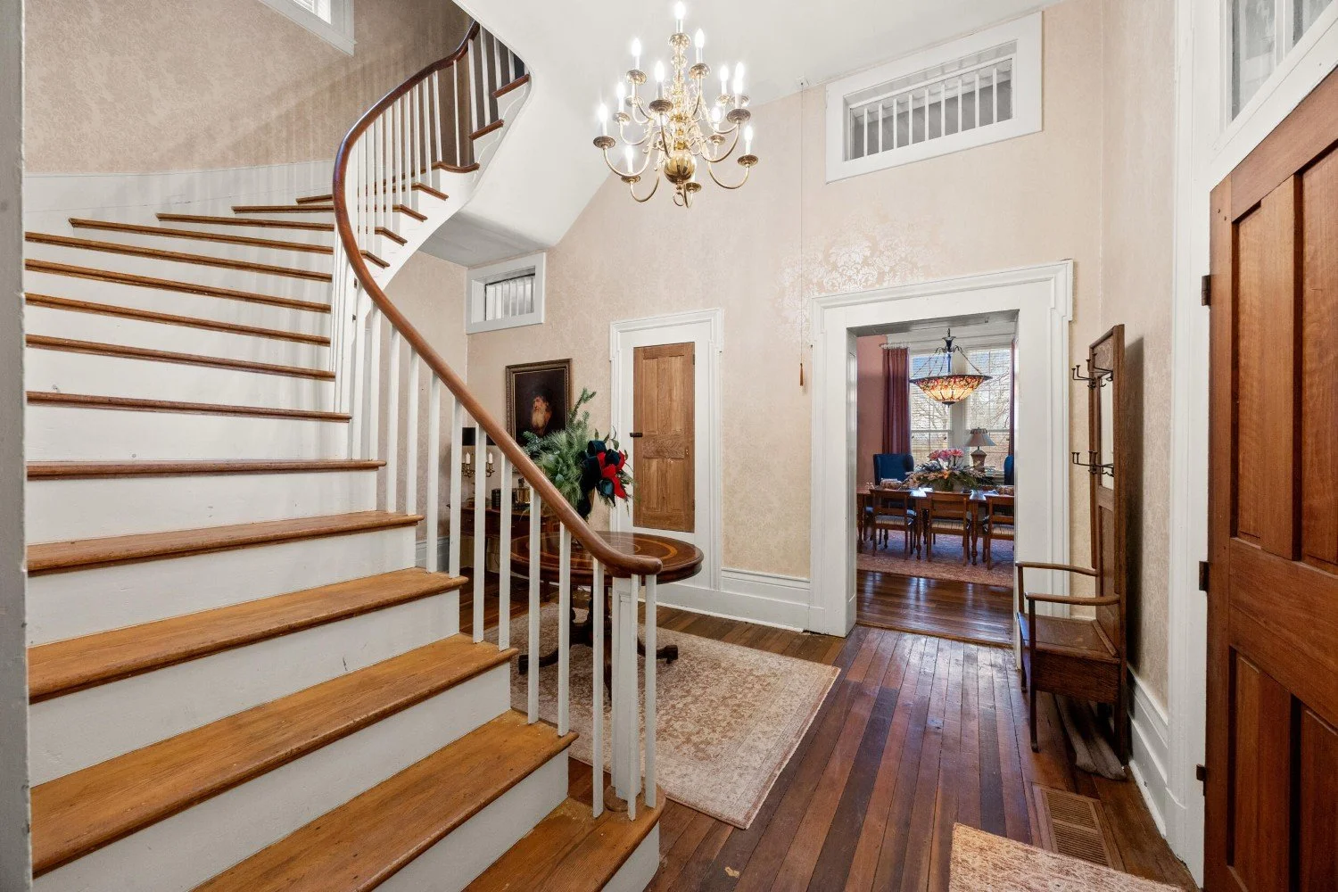 Highland Hall 1855 Greek Revival house Lexington Kentucky - 12 - foyer.jpeg