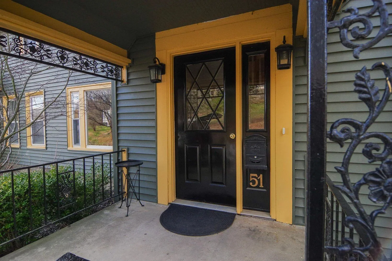 1850 Victorian house Dexter Maine - 2 - front door.webp