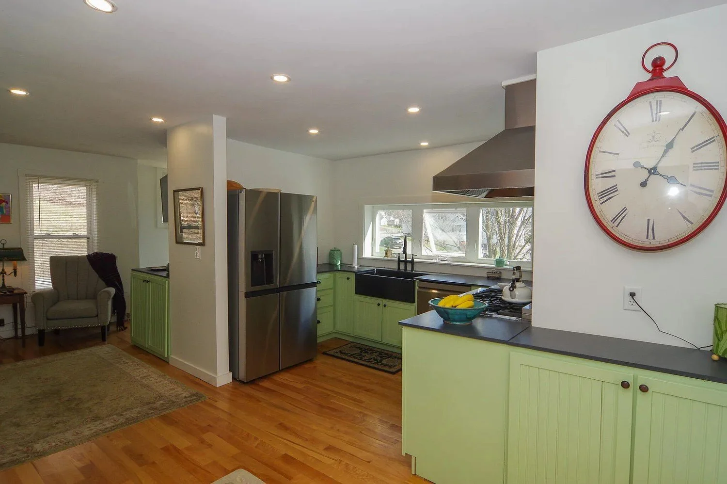 1850 Victorian house Dexter Maine - 27 - kitchen.webp