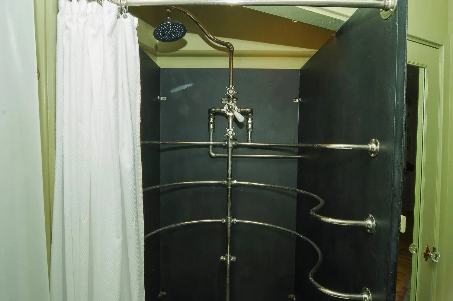 1850 Victorian house Dexter Maine - 46 - bathroom.webp