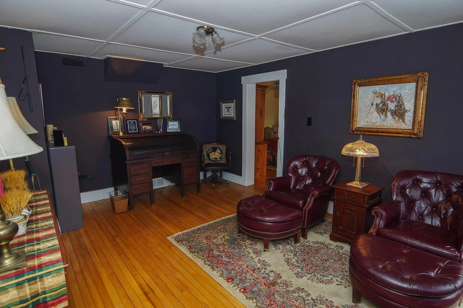 1850 Victorian house Dexter Maine - 57 - relax room.webp