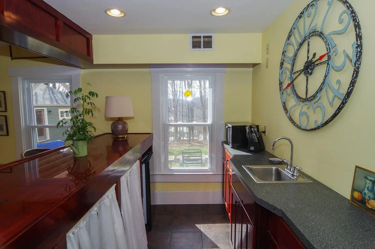 1850 Victorian house Dexter Maine - 71 - kitchen.webp
