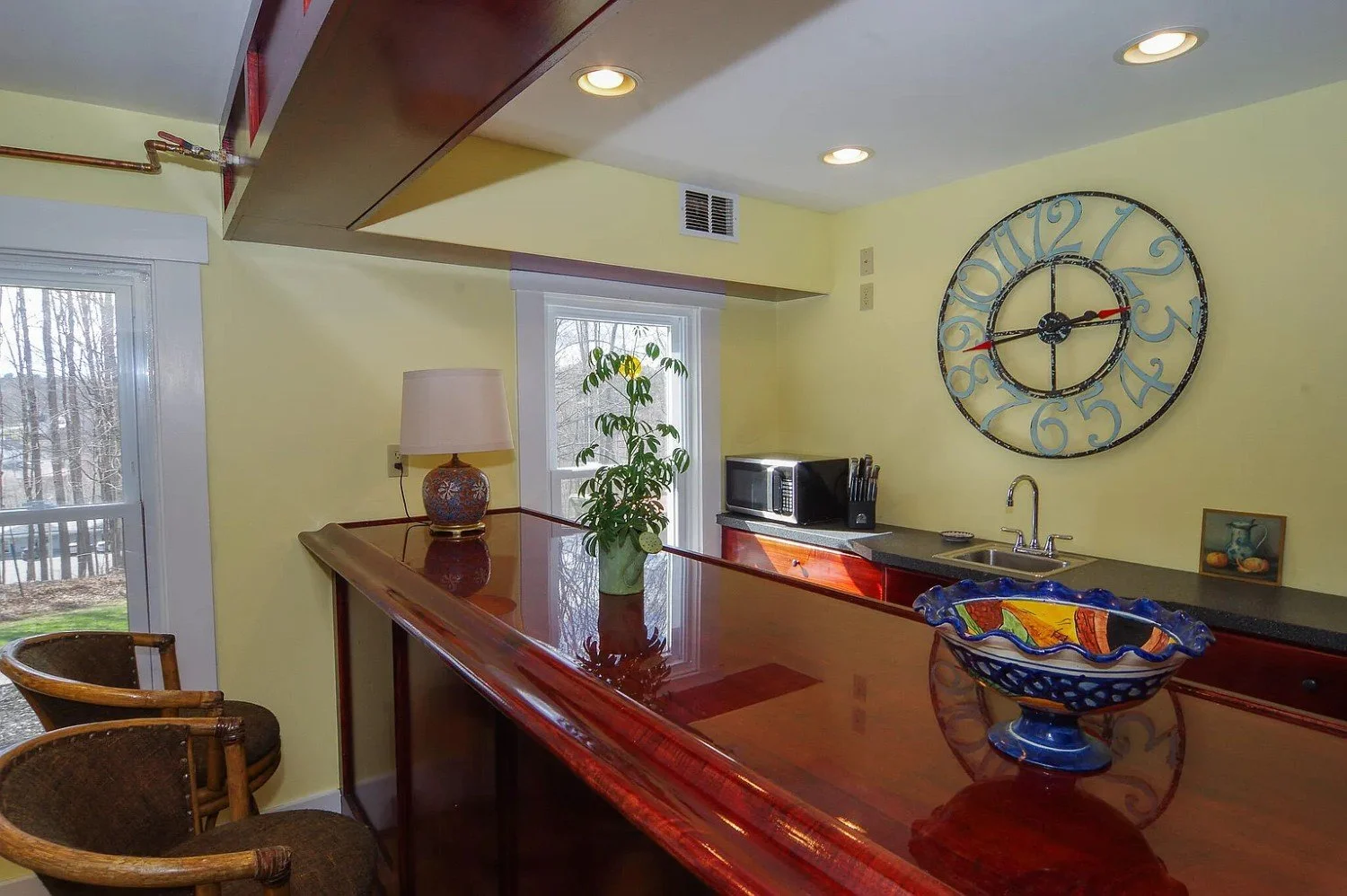 1850 Victorian house Dexter Maine - 75 - kitchen.webp