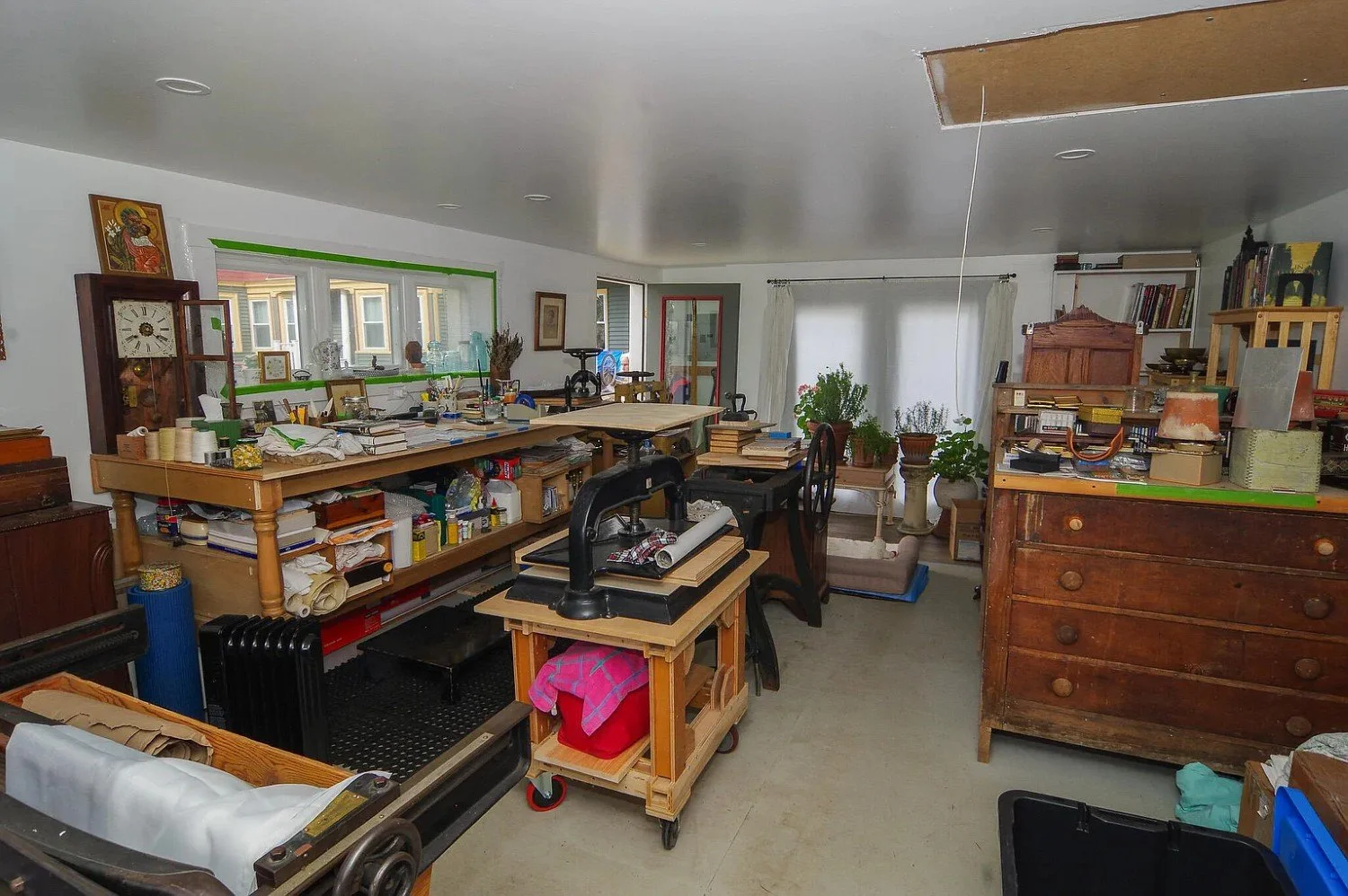 1850 Victorian house Dexter Maine - 86 - workshop.webp