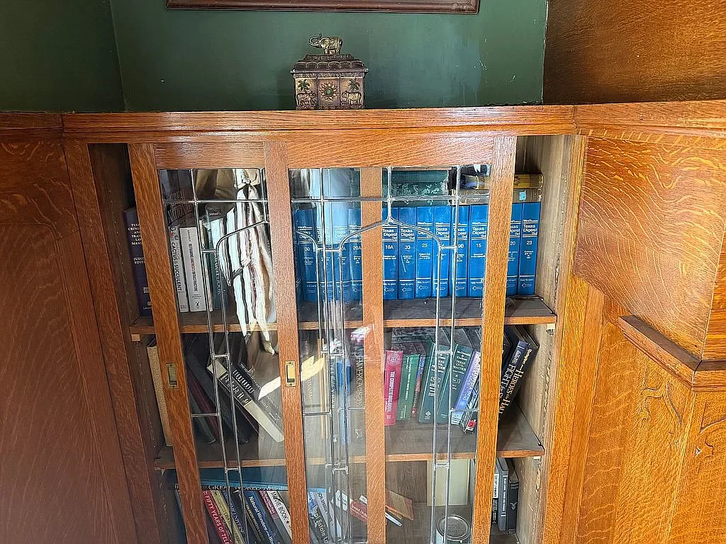 The Kohlberg Residence 1910 Mediterranean Revival El Paso Texas - 27 - builtin.webp