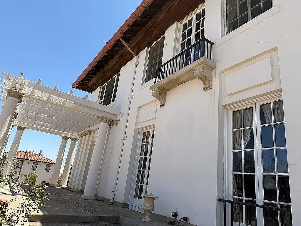 The Kohlberg Residence 1910 Mediterranean Revival El Paso Texas - 31 - side view.webp