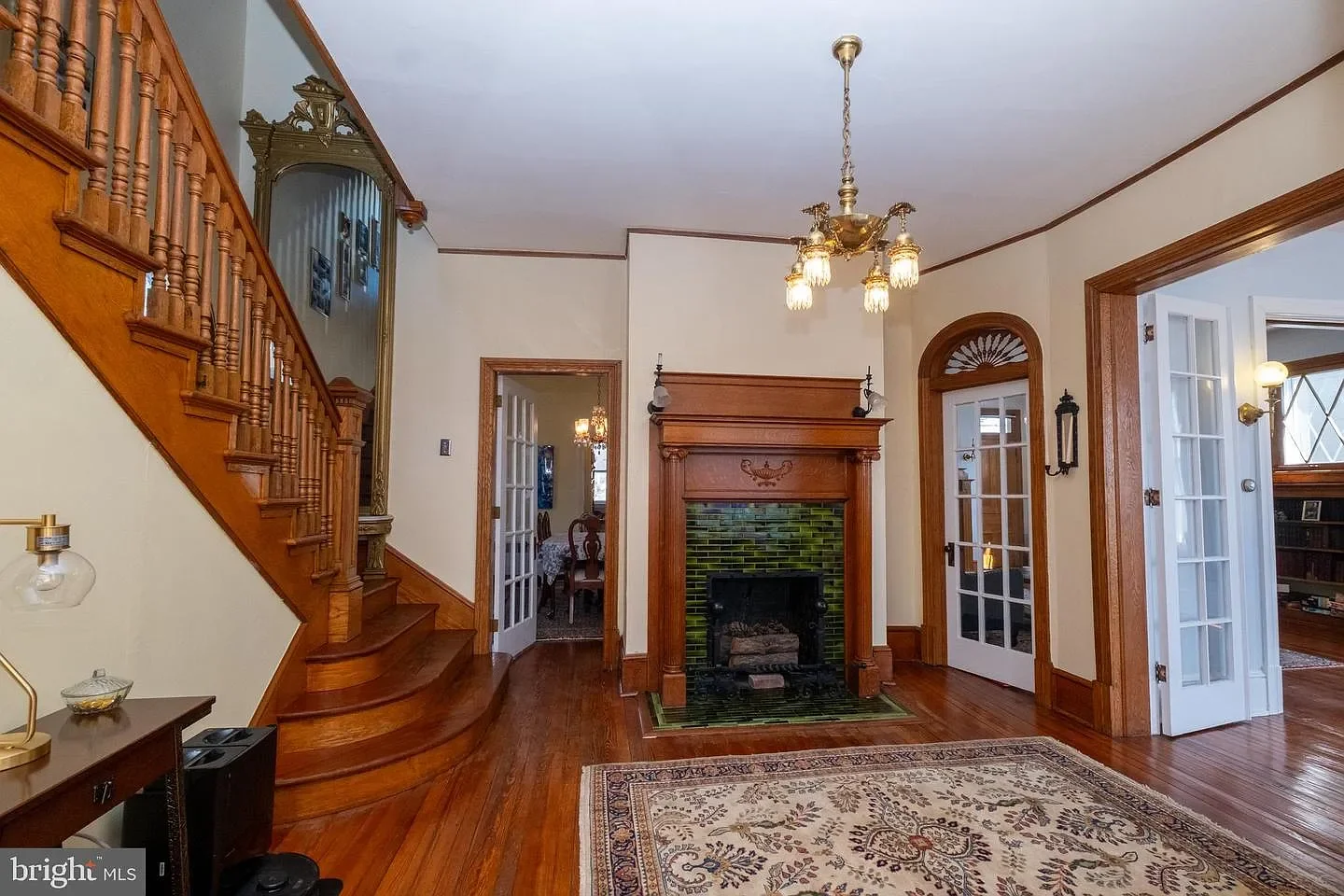 1901 Victorian house Cumberland Maryland - 10 - foyer.webp