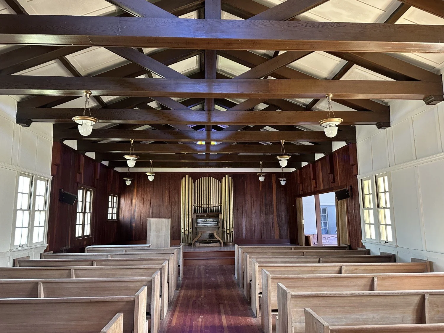 16 Sanctuary looking towards Organ.jpeg