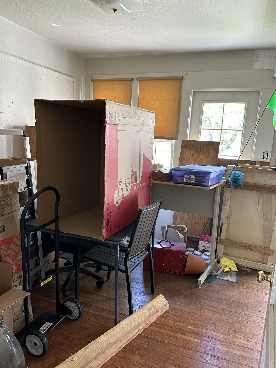 35 Small room.jpeg