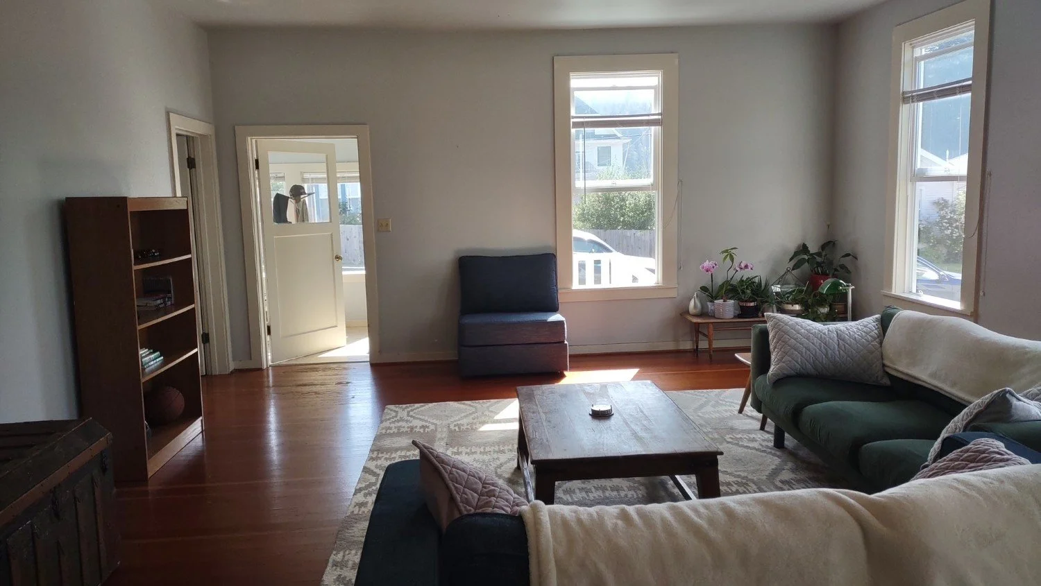 37 Livingroom of house (Manse).JPG