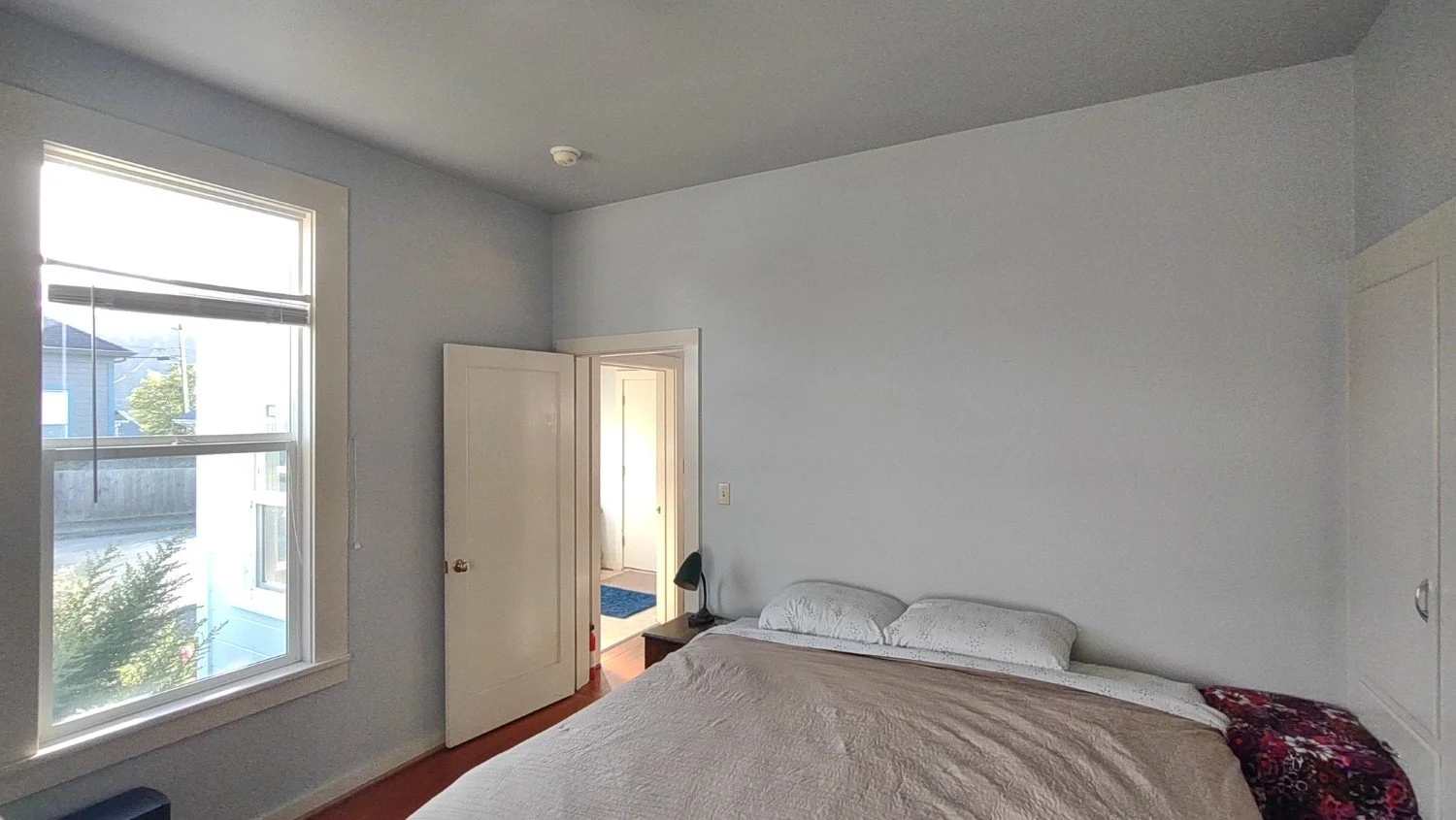 45 Front bedroom.JPG