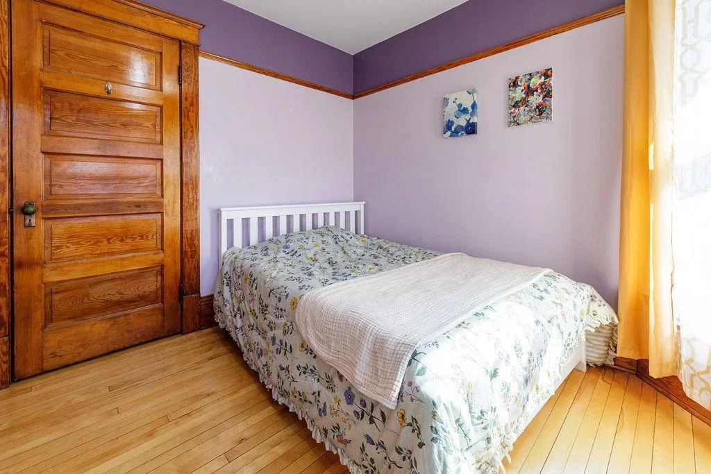 1905 Victorian house in Montevideo, Minnesota - $239k (34).webp