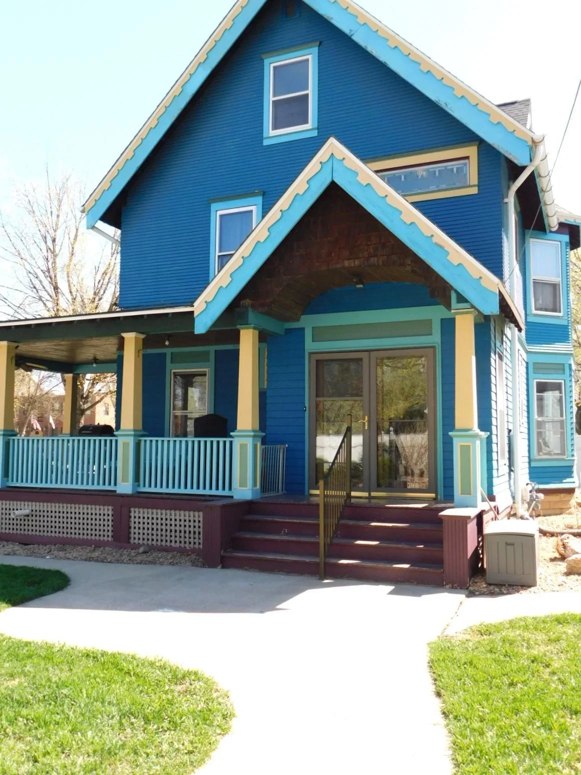 1905 Victorian house in Montevideo, Minnesota - $239k (74).webp