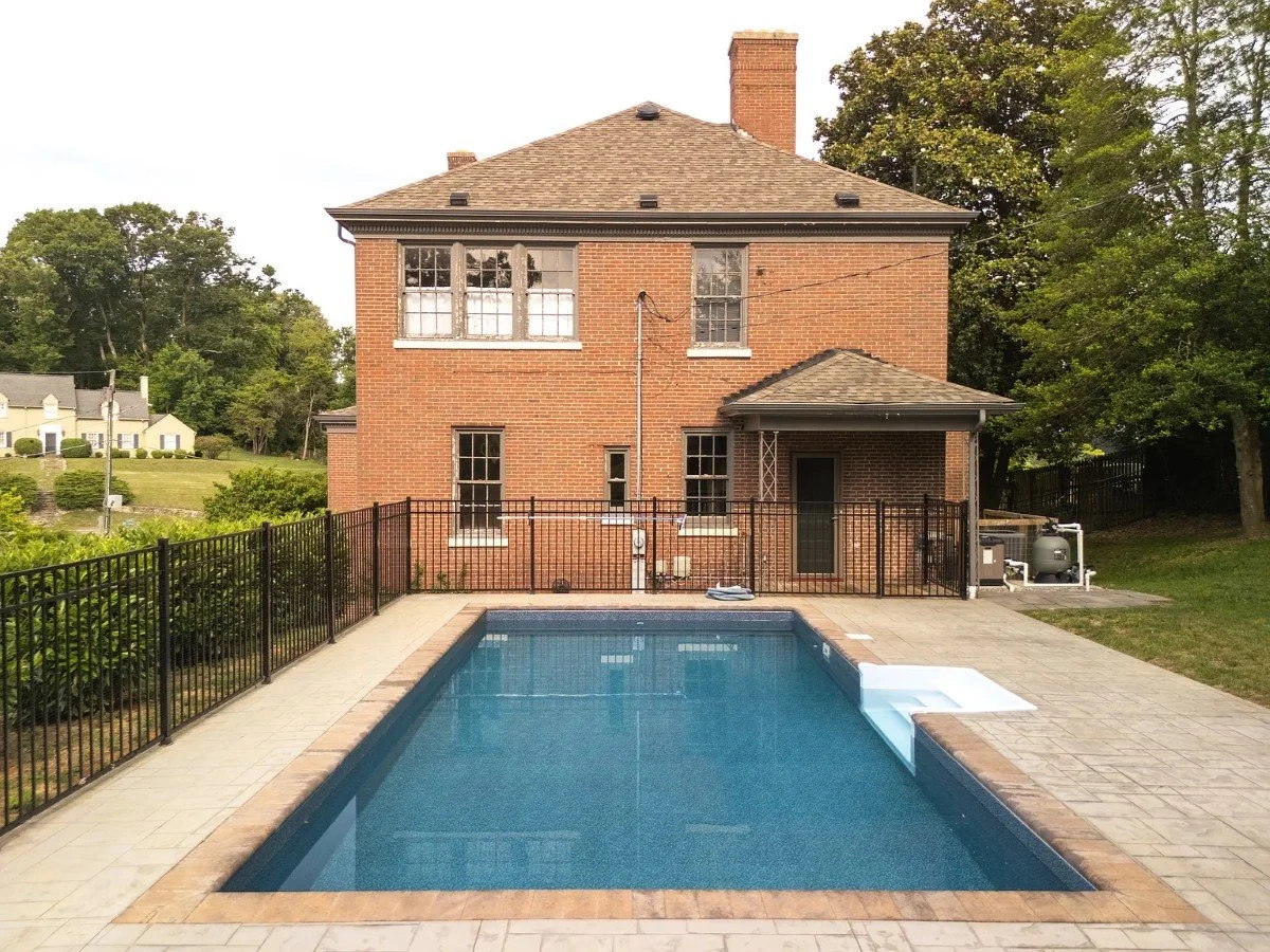 1930 Colonial Revival house Bristol Virginia - 6 - pool.webp