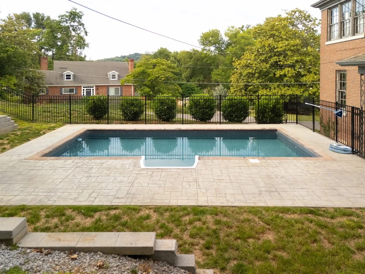 1930 Colonial Revival house Bristol Virginia - 10 - pool.webp