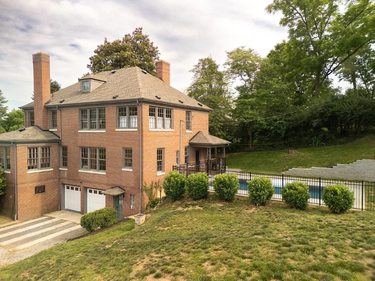 1930 Colonial Revival house Bristol Virginia - 11 - pool.webp